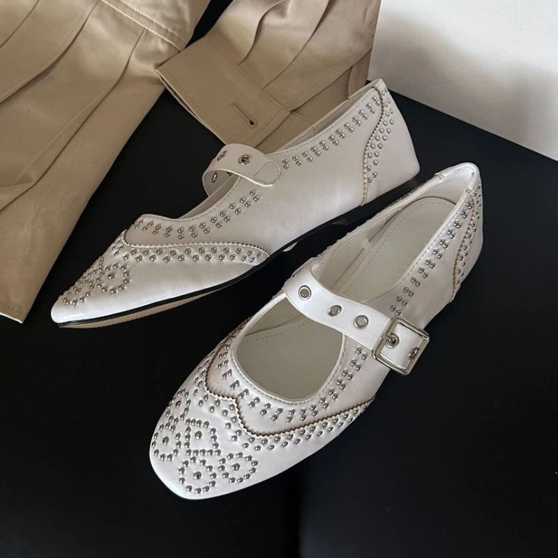 Retro Rivet Buckle Design Flat - огляд і ціна Women'S Fashion Brands